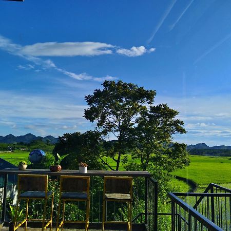 Savana Moc Chau Bed & Breakfast Bagian luar foto