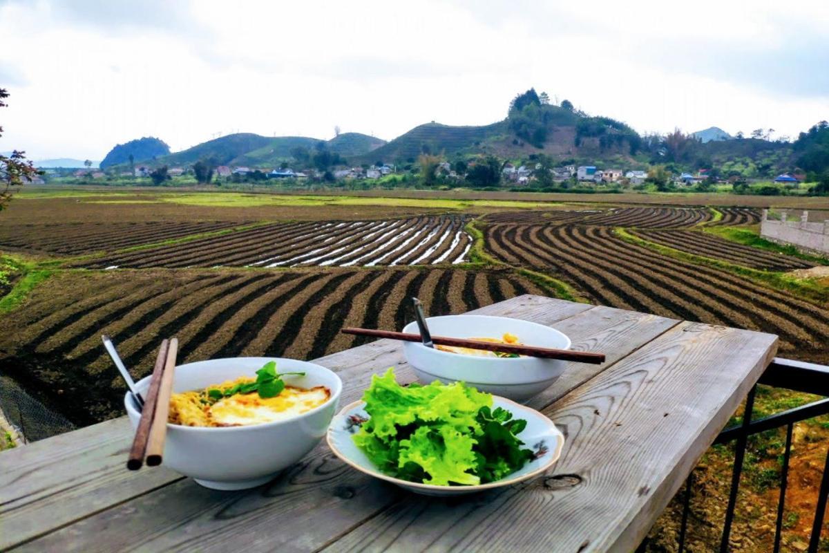 Savana Moc Chau Bed & Breakfast Bagian luar foto